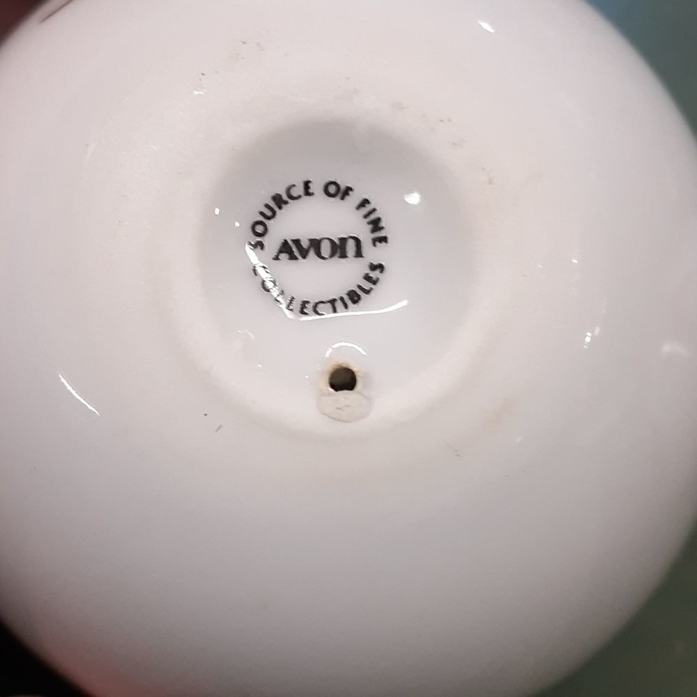 ‎Vintage 1984 AVON Egg - Autumn Brings Magic Changes - Picture 3 of 5